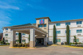  Motel 6-Dallas, TX - North - Richardson  Даллас